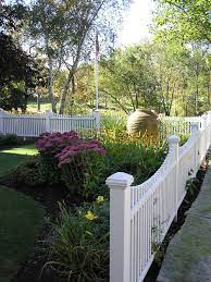 Picket Fence For Front Yard Curb Appeal