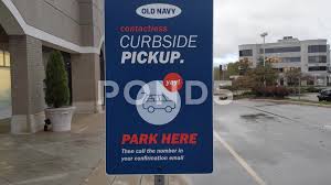 old navy contactless curbside pickup