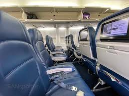delta 737 800 economy review yes it s