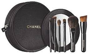 les mini de chanel makeup brush set