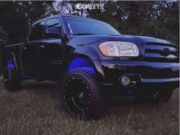 2006 toyota tundra with 20x12 44