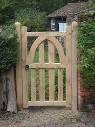 Cleft Fenci Wooden Garden Gate