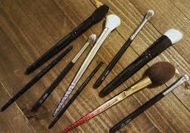 makeup brushes round up love and mascara