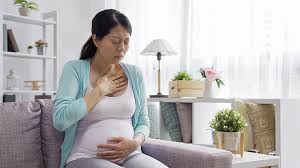 what causes heartburn during pregnancy