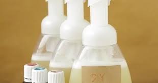 diy moisturizing foaming hand soap