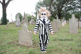 4.3 out of 5 stars. Beetlejuice Costume Diy