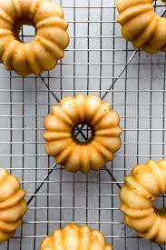 Homemade apple bundt cakes are great, but mini apple bundt cakes are even better! Mini Vanilla Pound Cakes Sally S Baking Addiction