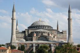 Turcia, o ţară preferată de mulţi pentru concediul de vară, mai ales că are ieşire la patru mări: Hagia Sophia Istanbul Turcia Lorema Esthetic Lorema Esthetic