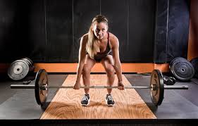 7 reasons women should lift weights