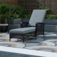 Outdoor Chaise Lounge Wicker Chair