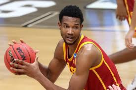 Mobley quickly put those concerns away and looked every bit deserving of the no. Usc S Evan Mobley Declares For Nba Draft The Athletic