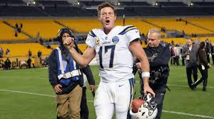 Can't complete comeback in buffalo. Sunday Night Football Couldn T Stop Zooming In On Chargers Quarterback Philip Rivers Face Cbssports Com