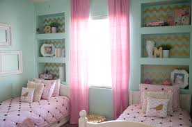 very chic little girls bedroom design