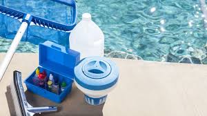 Untuk mempertahankan agar air kolam renang pribadi tetap jernih dan bersih, anda bisa menambahkan beberapa zat kimia berikut ini: Cara Merawat Kolam Renang Yang Baik Dan Benar Agar Terbebas Dari Lumut Kontraktor Kolam Renang