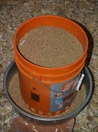 Learn how to make a chicken waterer using a 5 gallon bucket. How To Turn A Bucket Into A Chicken Feeder Your Projects Obn