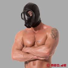 Neoprenhaube mit Gasmaske BDSM bei MEO online kaufen | Gasmasken