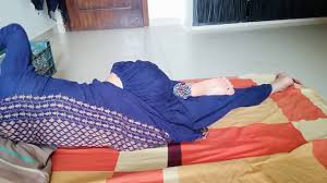 Desi hot girl during sleeping beautiful Pakistani girl - YouTube