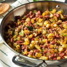 cook canned corned beef hash crispy