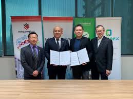 The average salary for hong leong bank employees in malaysia is rm 42,893 per year. Hong Leong Bank Partners Qtronex To Help Smes To Boost Business Through Wechat Platform