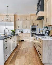 the comeback of wood kitchen cabinets