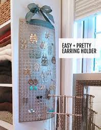 Make This Diy Hanging Earring Holder In