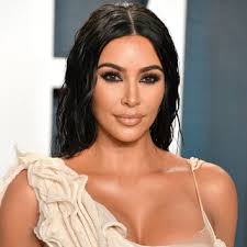Kim kardashian is the star of the reality show 'keeping up with the kardashians' and businesswoman, creating brands such as kkw beauty, kkw fragrance and skims. Kim Kardashian News Tips Guides Glamour