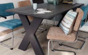 En staat je huis vol met klassieke meubels, dan past een robuuste tafel van eikenhout daar erg goed bij. Je Eigen Mozaiektafel Maken Stappenplan