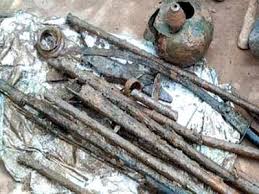 Uttar Pradesh: Sepoy mutiny guns, utensils found in well | Kanpur News -  Times of India