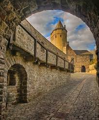Изучайте релизы maarten altena на discogs. Altena Castle World S First Hostel German Culture