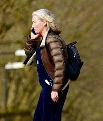 Dame emma thompson wrote prince william a fan letter after he presented her with her damehood. Emma Thompson In Casual Outfit London 02 24 2021 Celebmafia