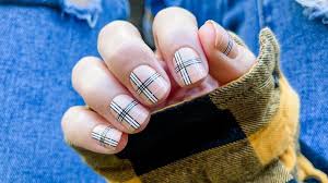 plaid nails are the coziest fall