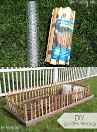 Which is why i wanted to share how to believe it or not, chicken wire is perfect for keeping chickens out of the garden. Creative Ideas Adding Chicken Wire Projects To Your Garden Amazing Diy Interior Home Design