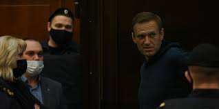 Симоновский районный суд москвы заменил политику алексею навальному условный срок на реальный. Fpn9glwvkf6u8m
