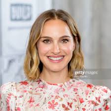Natalie portman's height and weight. Natalie Portman On Instagram New Natalie Photographed At Build Series At New York City Today Oc Natalie Portman Natalie Portman Style French Girl Makeup