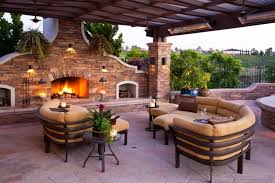 40 Best Patio Ideas With Fireplace