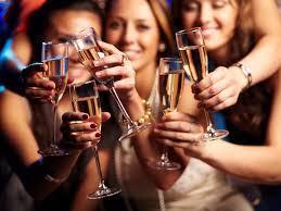 Die trinkmenge steigt stetig (mediziner sprechen von toleranzbildung). Wirkung Von Alkohol Was In Gehirn Und Magen Passiert