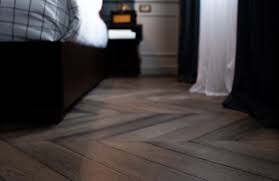 how much does vinyl plank flooring cost