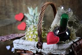 As someone who happens to be a somewhat difficult girlfriend to buy presents for herself. Valentine S Day Gift Basket Ideas 2017 Vitacost Com Blog