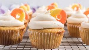 https://www.savoryexperiments.com/just-peachy-cupcakes/ gambar png