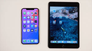 How is the iphone 11 pro max different from the iphone xs max? Hands On Video Ipad Mini Vs Iphone Xs Max How The Screen Size Differences Influence Usability