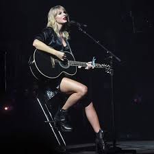 Taylor Swifts Lover Tour Dates Lover Fest Dates And Details