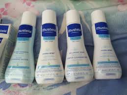 Mustela offers a complete range of specially formulated skincare to best address the changes in the delicate skin of newborns, babies, children, and mothers. Mustela 6x Set Body Face Kit Babies Kids Bathing Changing Other Baby Bathing Changing Needs On Carousell