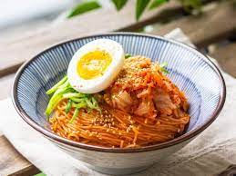 Can you add egg to kimchi ramen?