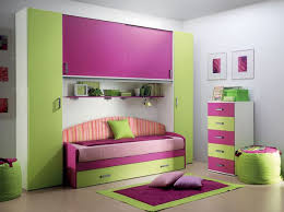 green pink in the bedroom 17