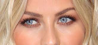 5 amazing makeup tips for blue eyes