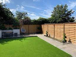Hit And Miss Fence Panels Create Modern