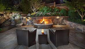 04 Small Yard Firepit Built Into