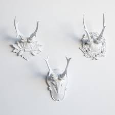 small fancy antlers wall decor white