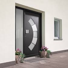 Caixilharia em pvc que permite criar portas exteriores que se enquadram em ambientes luxuosos. Pvc Aluminio Portas De Entrada