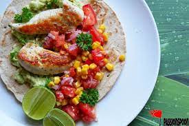 Chicken Tortilla Wrap Easy And Delicious Passionspoon Recipes  gambar png